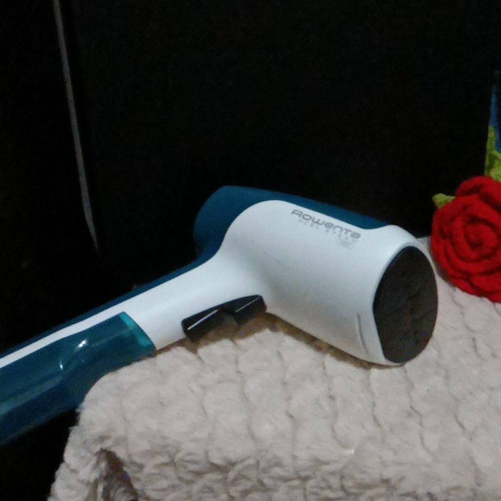Rowenta Steamer - Picture 2 of 3